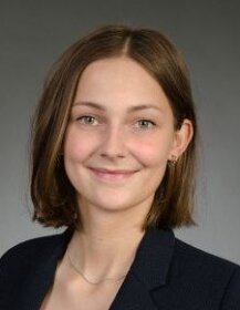 Porträtfoto Elisabeth Heine