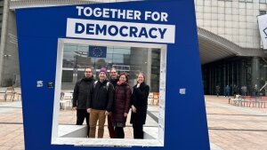 Gruppenfoto ThWIC-, Nucleus- und LEG-Mitarbeiter*innen in Brüssel
